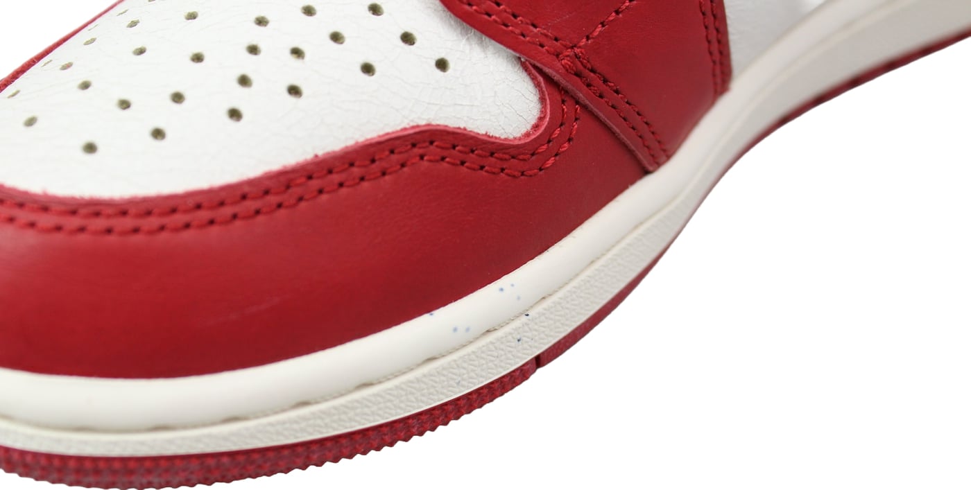 Air Jordan 1 Retro High OG 'Chicago Lost & Found' - Size 38 (ARCHIVE)