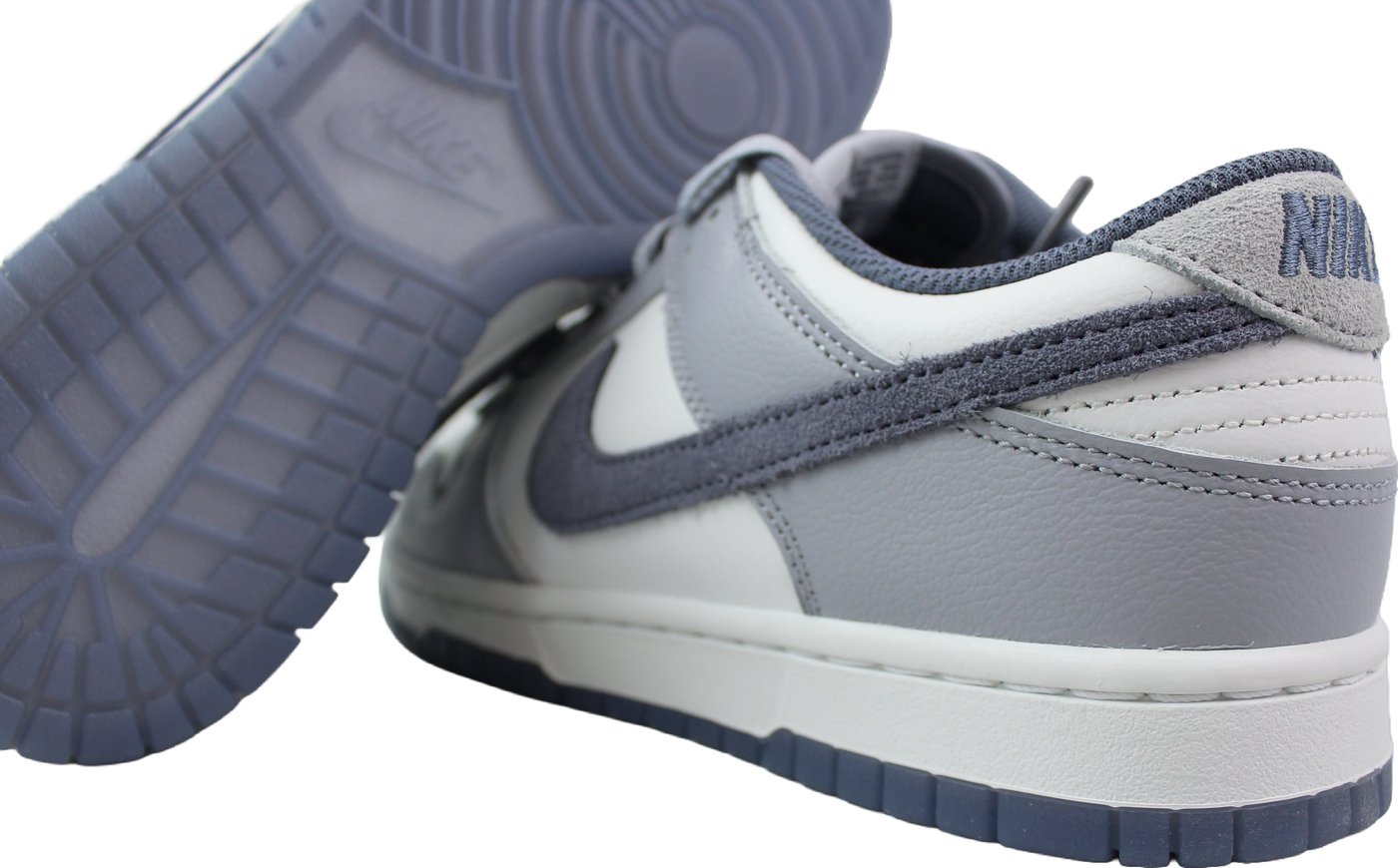 Nike Dunk Low SE 'Light Carbon'