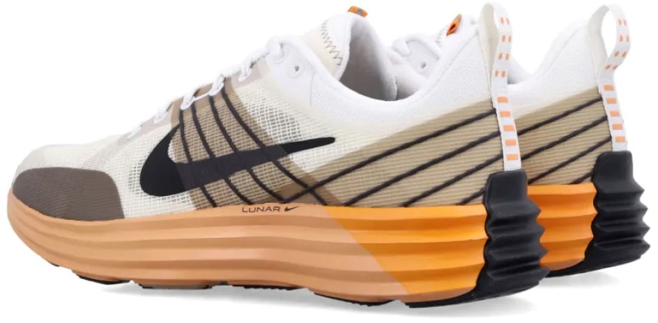 Lunar Roam Sneakers