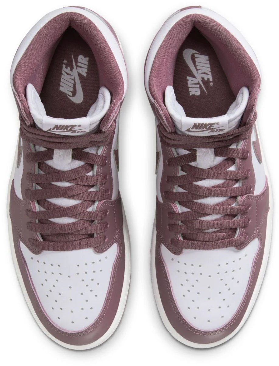 Air Jordan 1 Retro High Og Sneakers