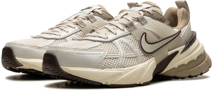 Nike V2K Run Light Orewood Brown