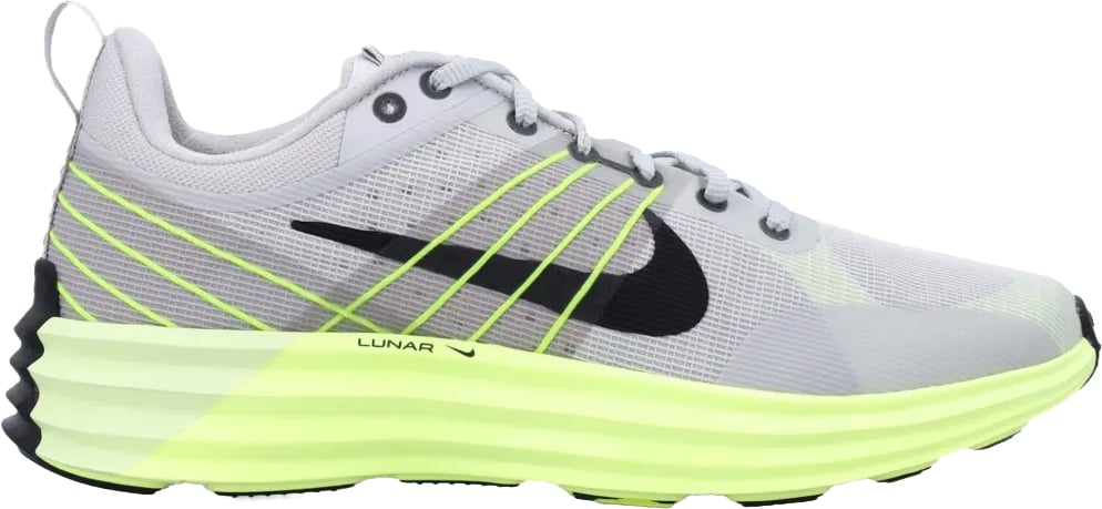 Lunar Roam Sneakers