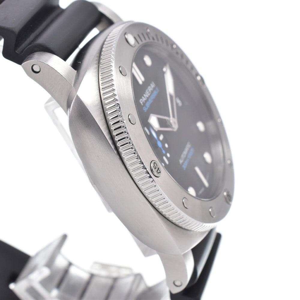 Panerai Luminor Submersible 300M Automatic Carbotech and Rubber 42