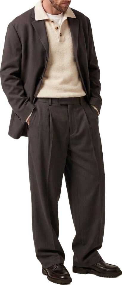 Blazer with flap pockets