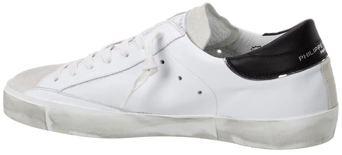 Sneakers white