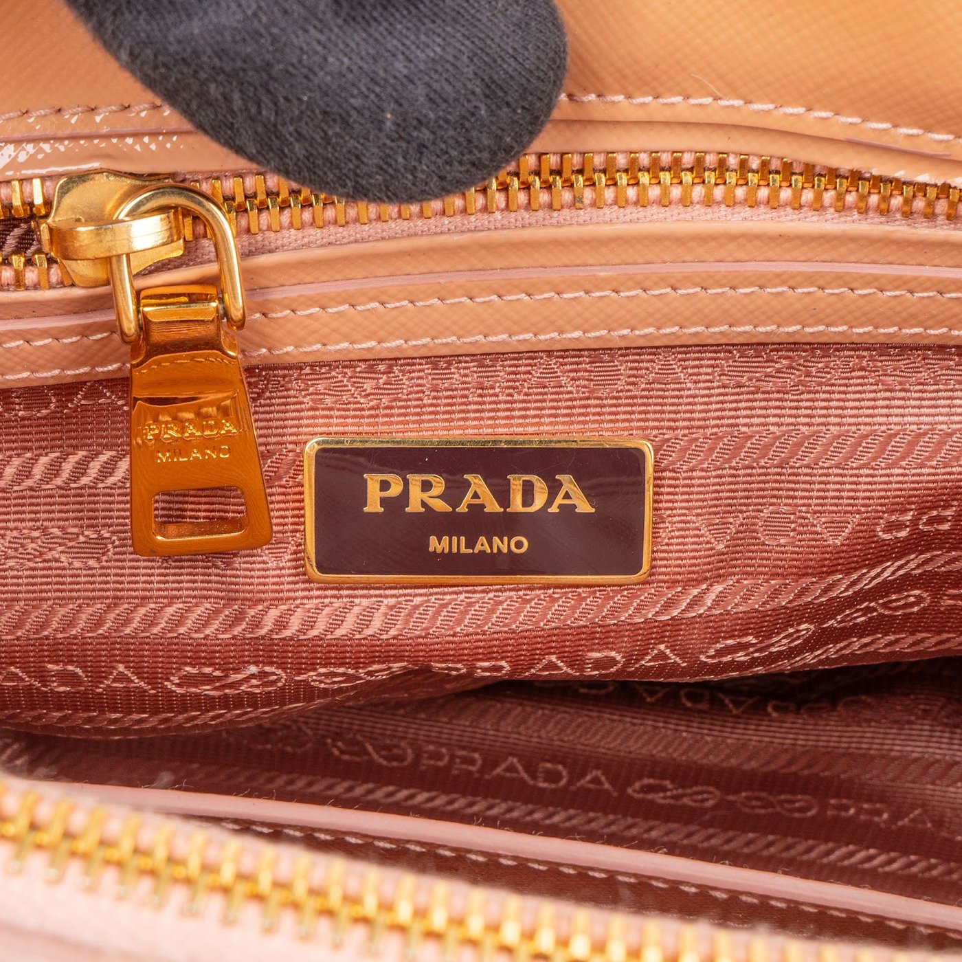 Prada Saffiano Vernice Galleria Handbag