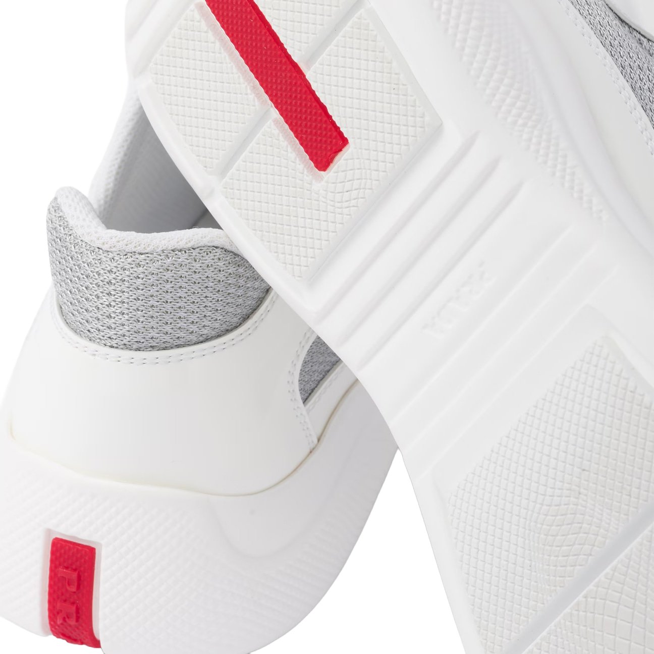 Prada America's Cup 'White Silver'