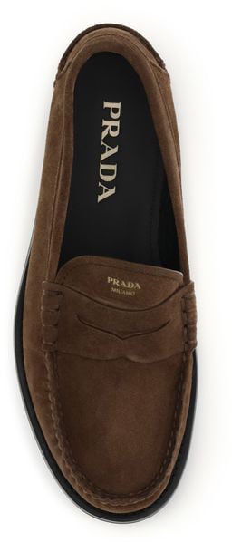 Classic Embossed Logo Leather Loafers