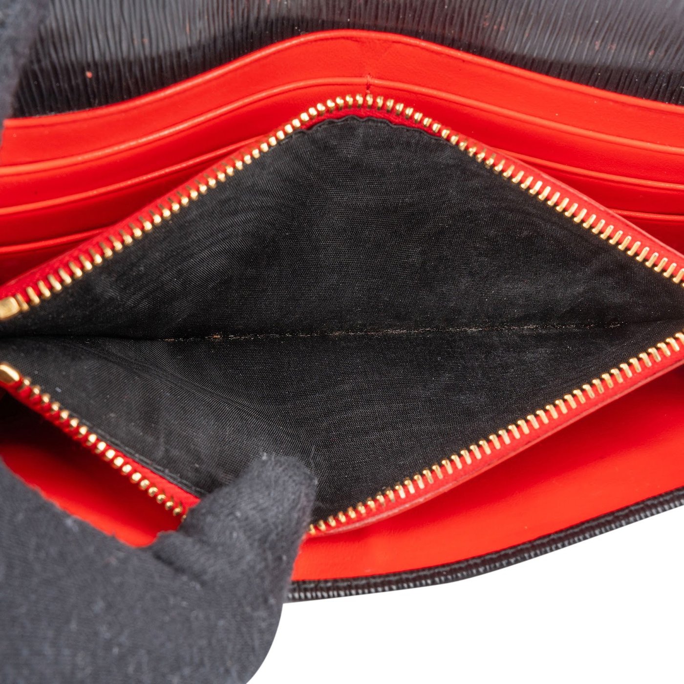 Prada Black Vitello Move Continental Wallet
