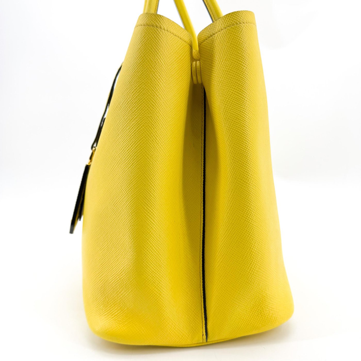 Prada Cuir Double Saffiano Leather Medium