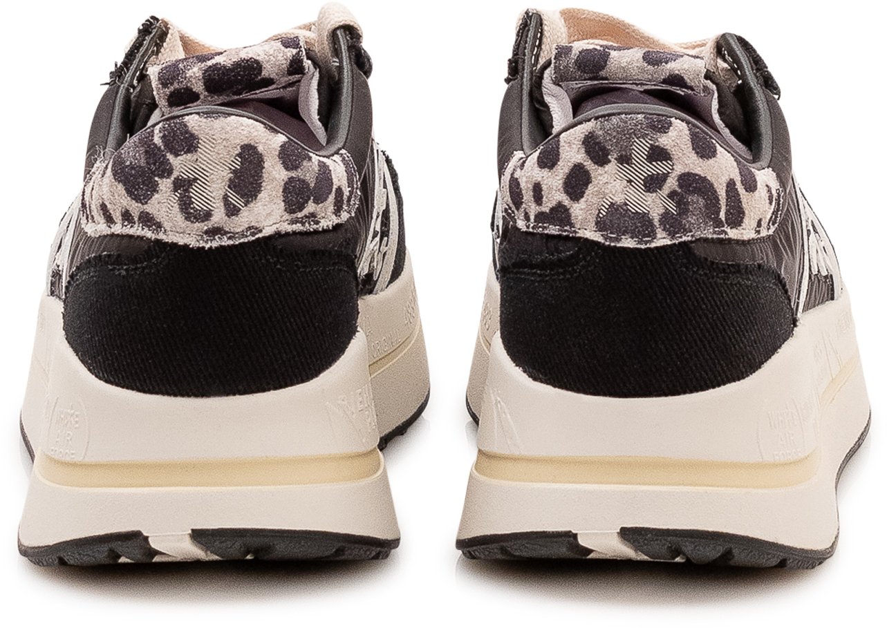 Sneakers Basse con Inserti a Contrasto
