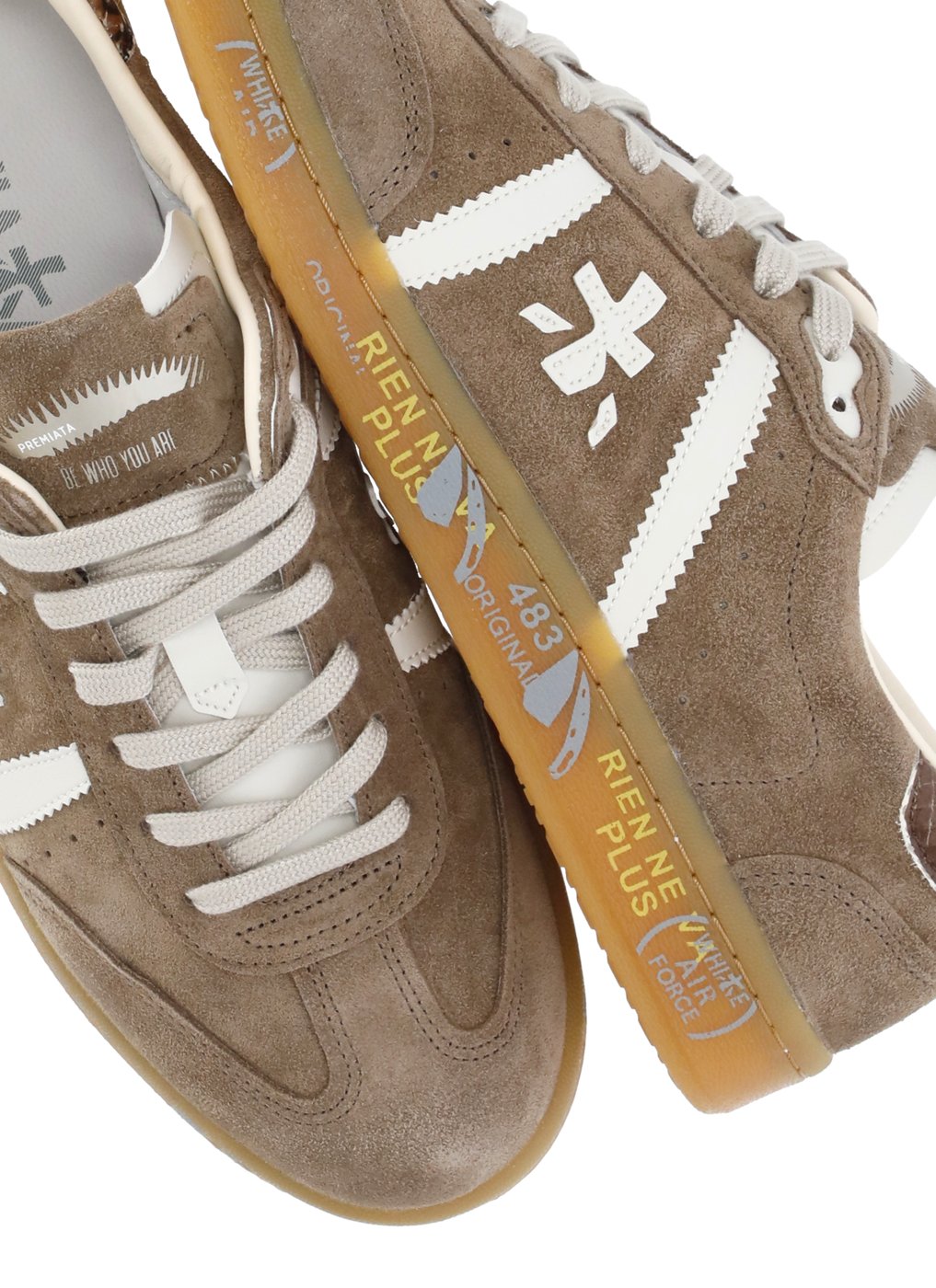 Sneakers Brown