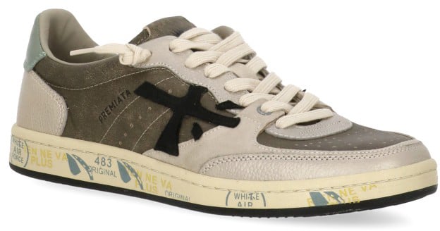 Sneakers Brown