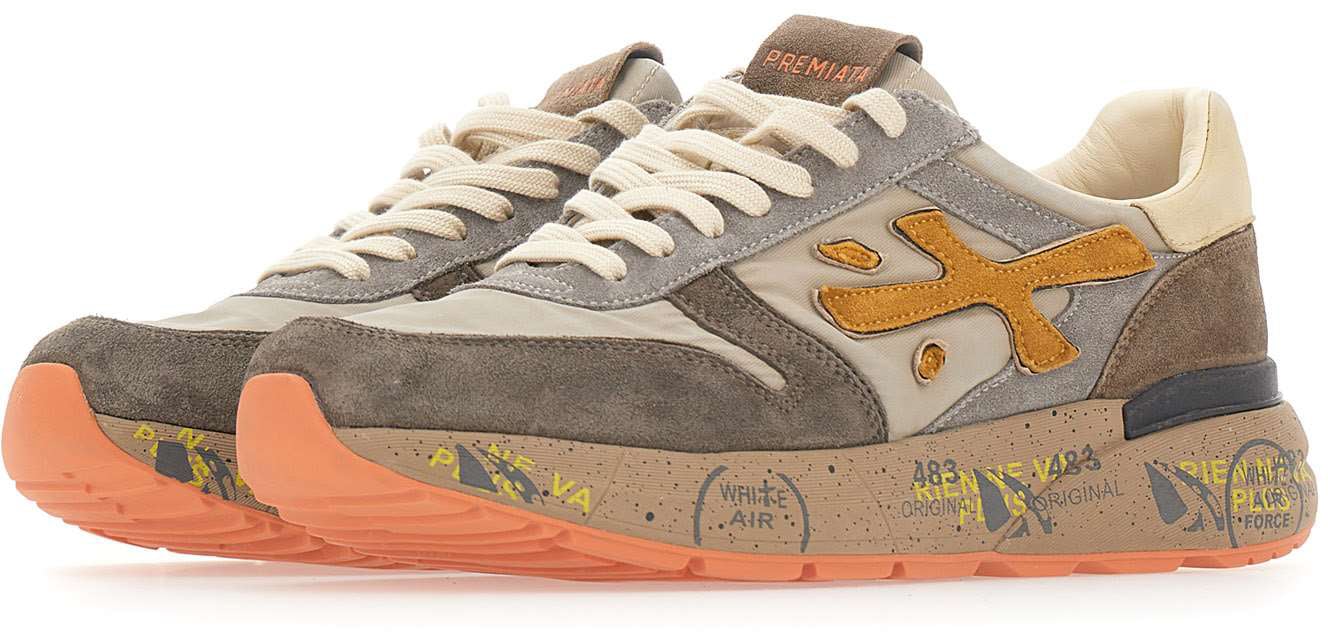 Sneakers Brown