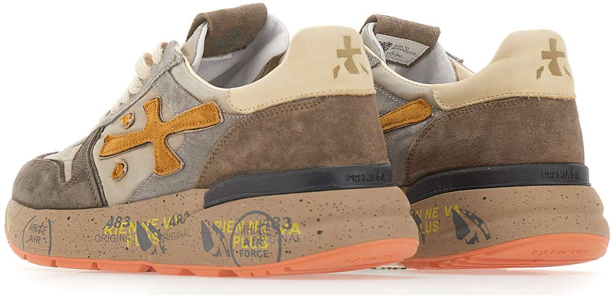 Sneakers Brown