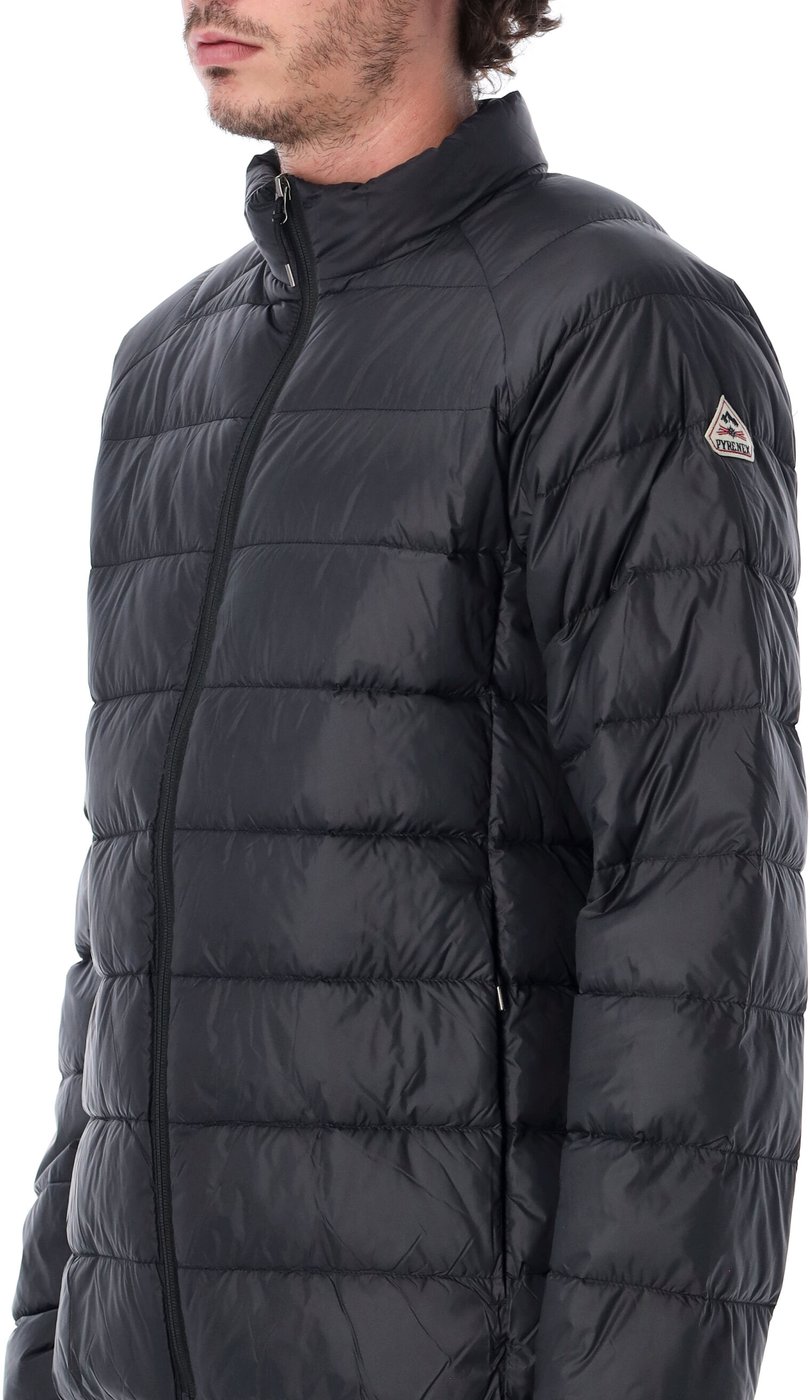 Arial Jkt Nero