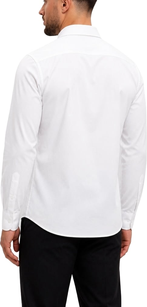 CLASSIC WHITE SHIRT