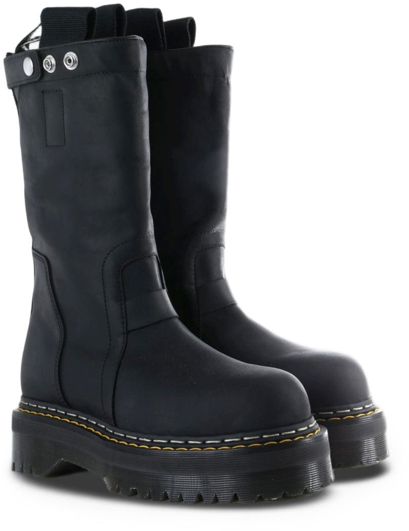 Boots Black