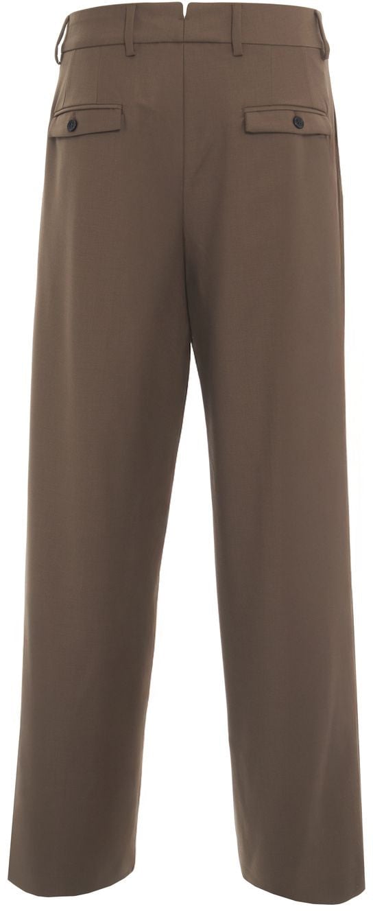 Pleated trousers
