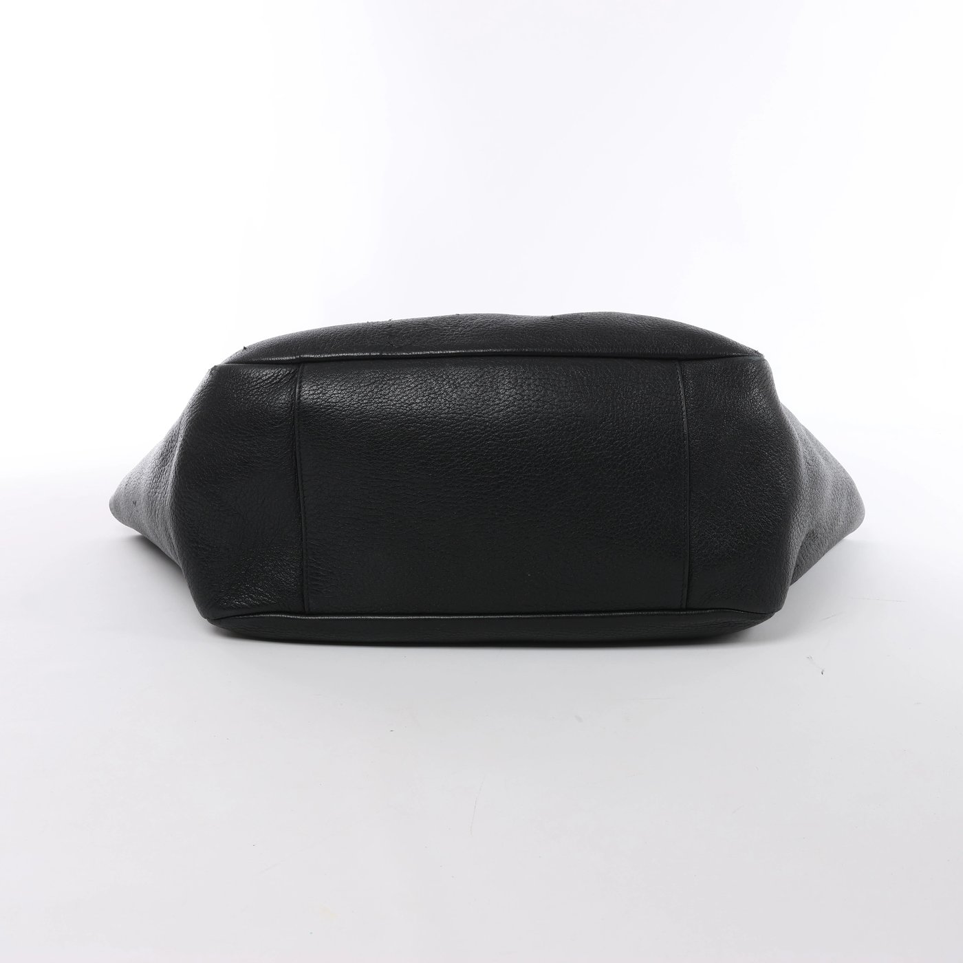 Saint Laurent Paris Le 5 À 7 Bea Leather Shoulder Bag in Black 763435