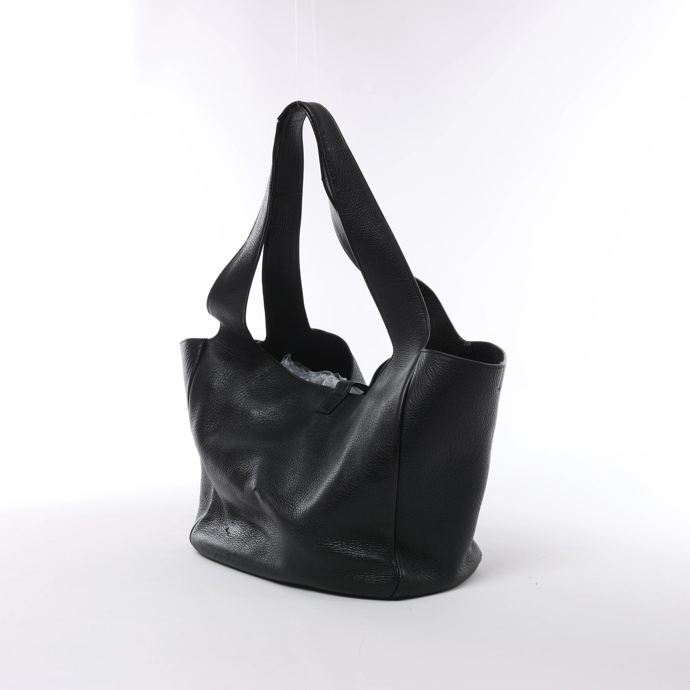 Saint Laurent Paris Le 5 À 7 Bea Leather Shoulder Bag in Black 763435