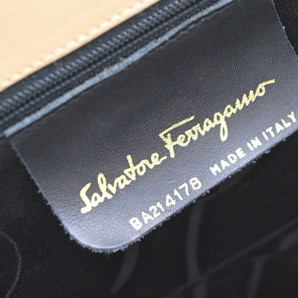 Salvatore Ferragamo Convertible Vara Bow Leather Small