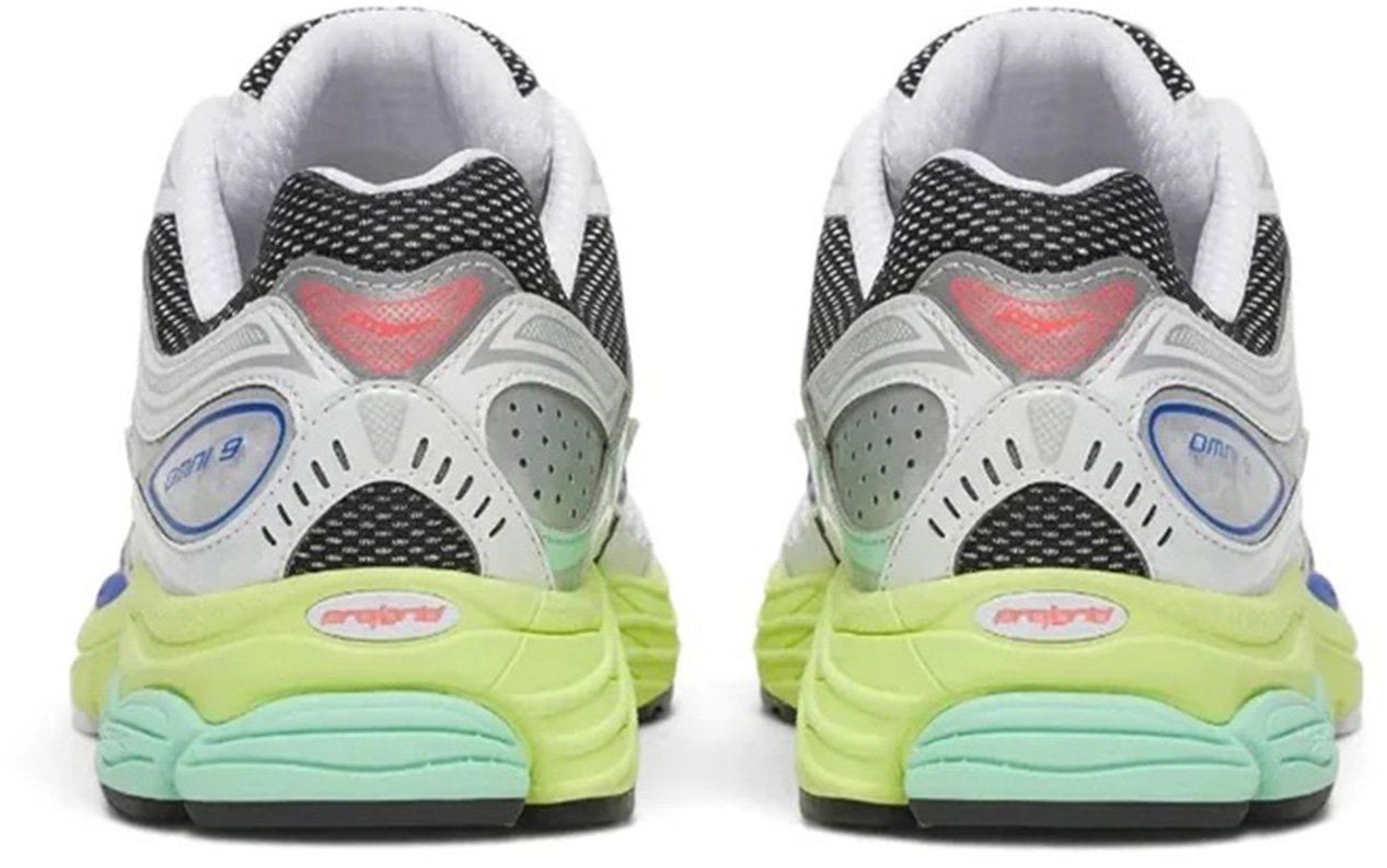 Sneakers White/Tart