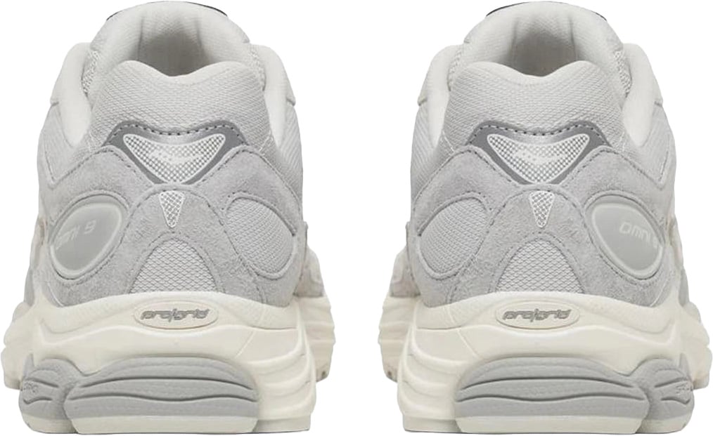 Saucony ProGrid Omni 9 Sneaker Lichtgrijs