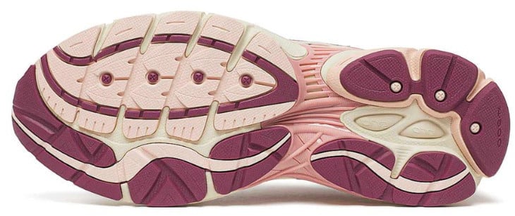 Saucony ProGrid Omni 9 Ivory Peony