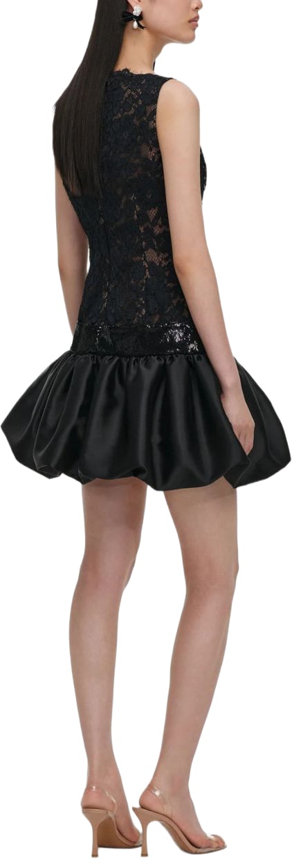 Dresses Black
