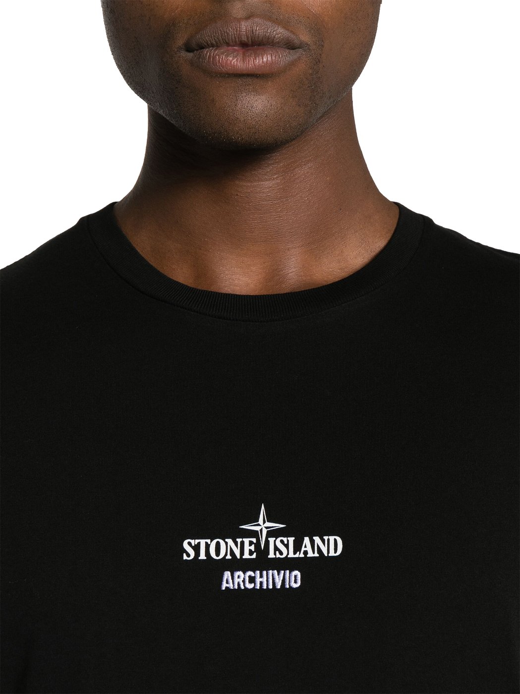 black archivio t-shirt