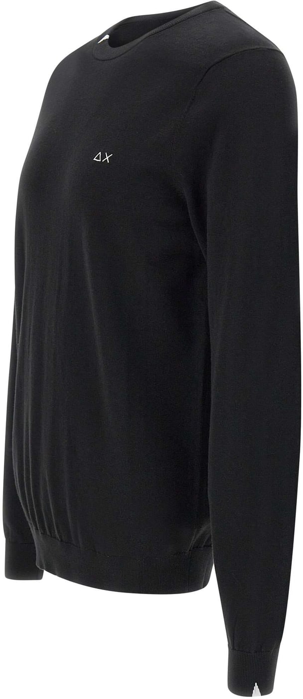 Sweaters Black