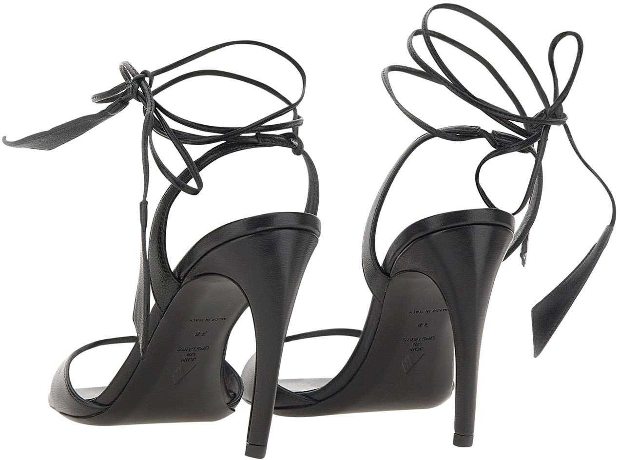 With Heel Black