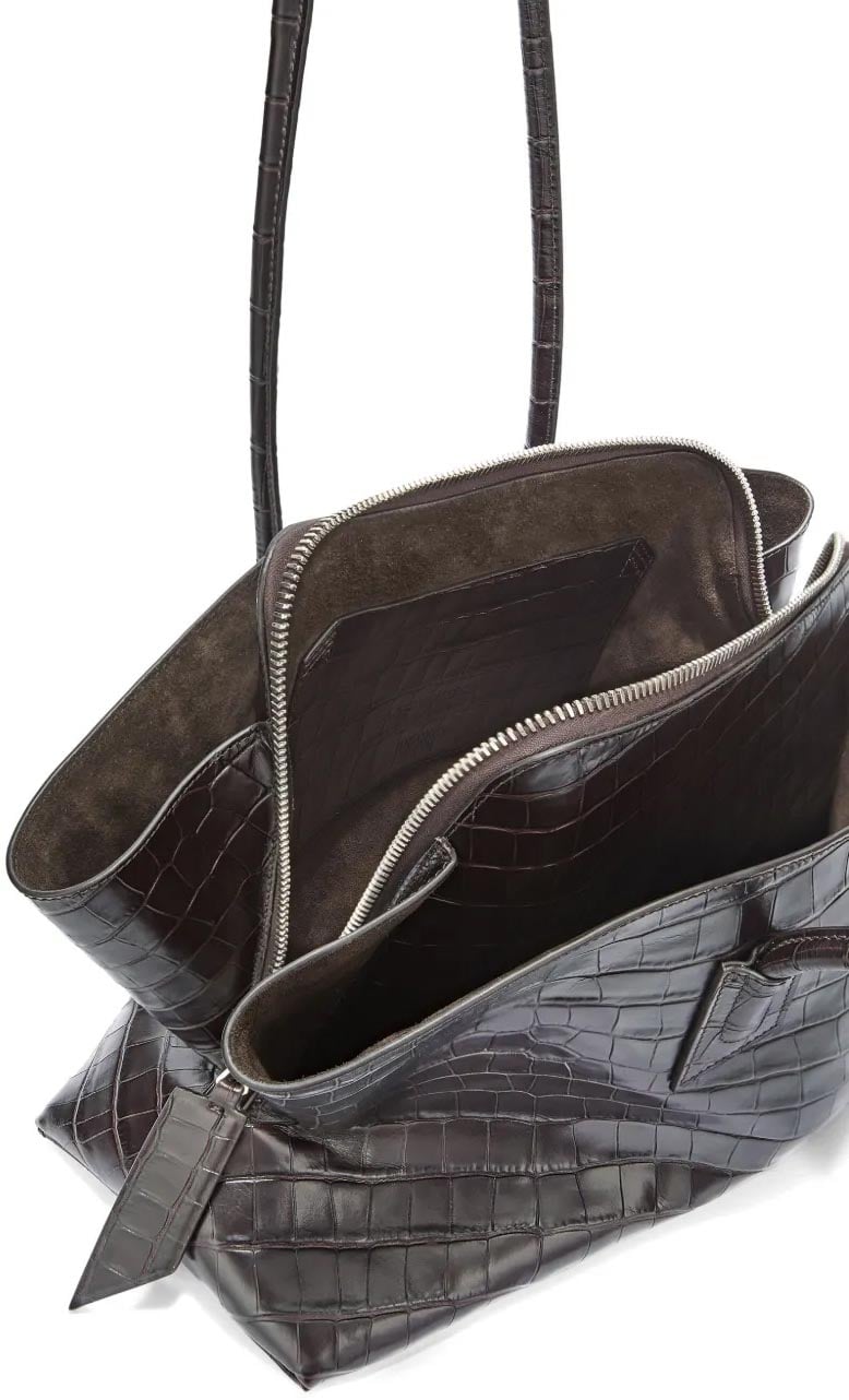 La Passeggiata Medium Top Handle Coffee