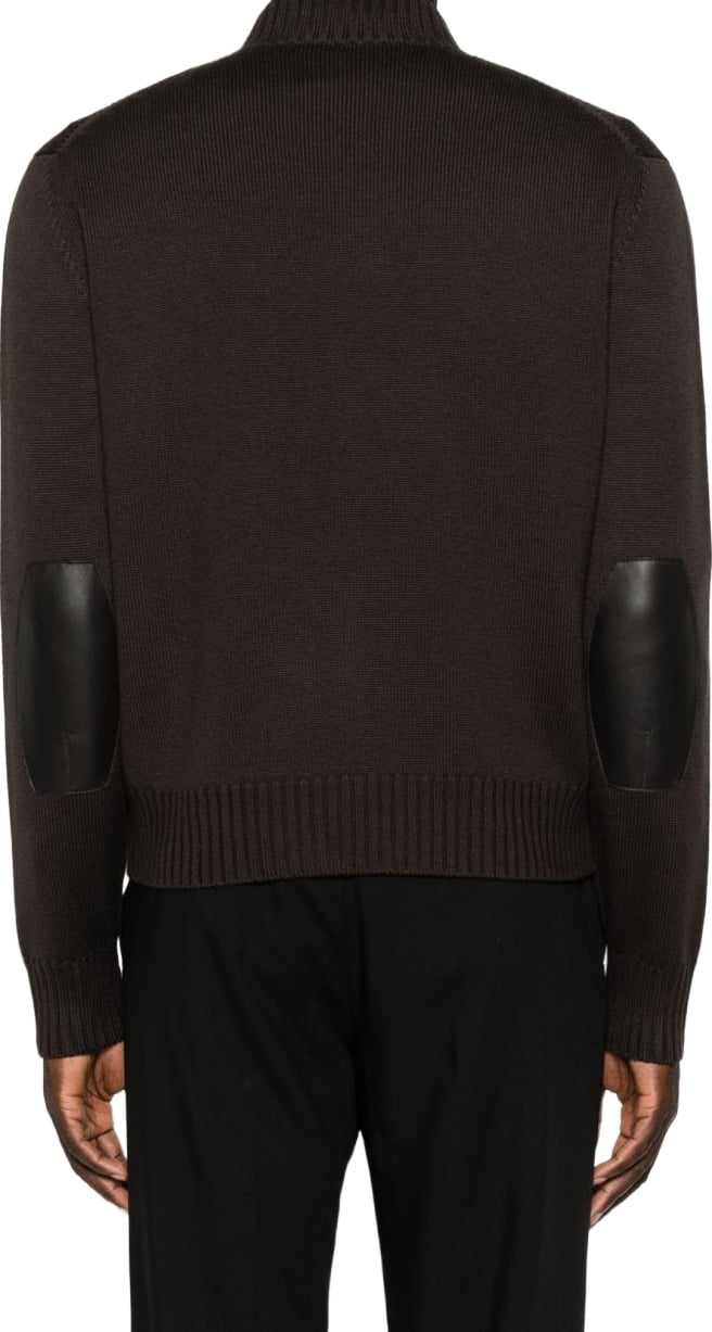 Sweaters Chocolate