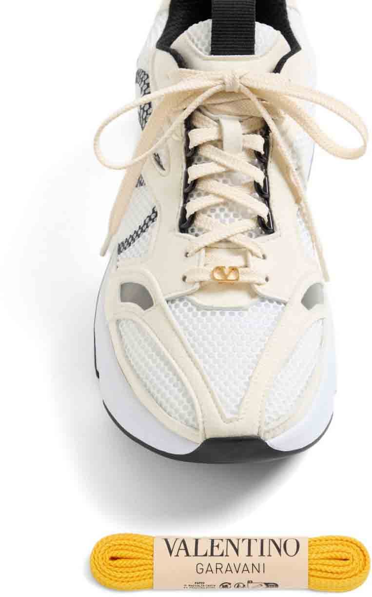 Sneakers White