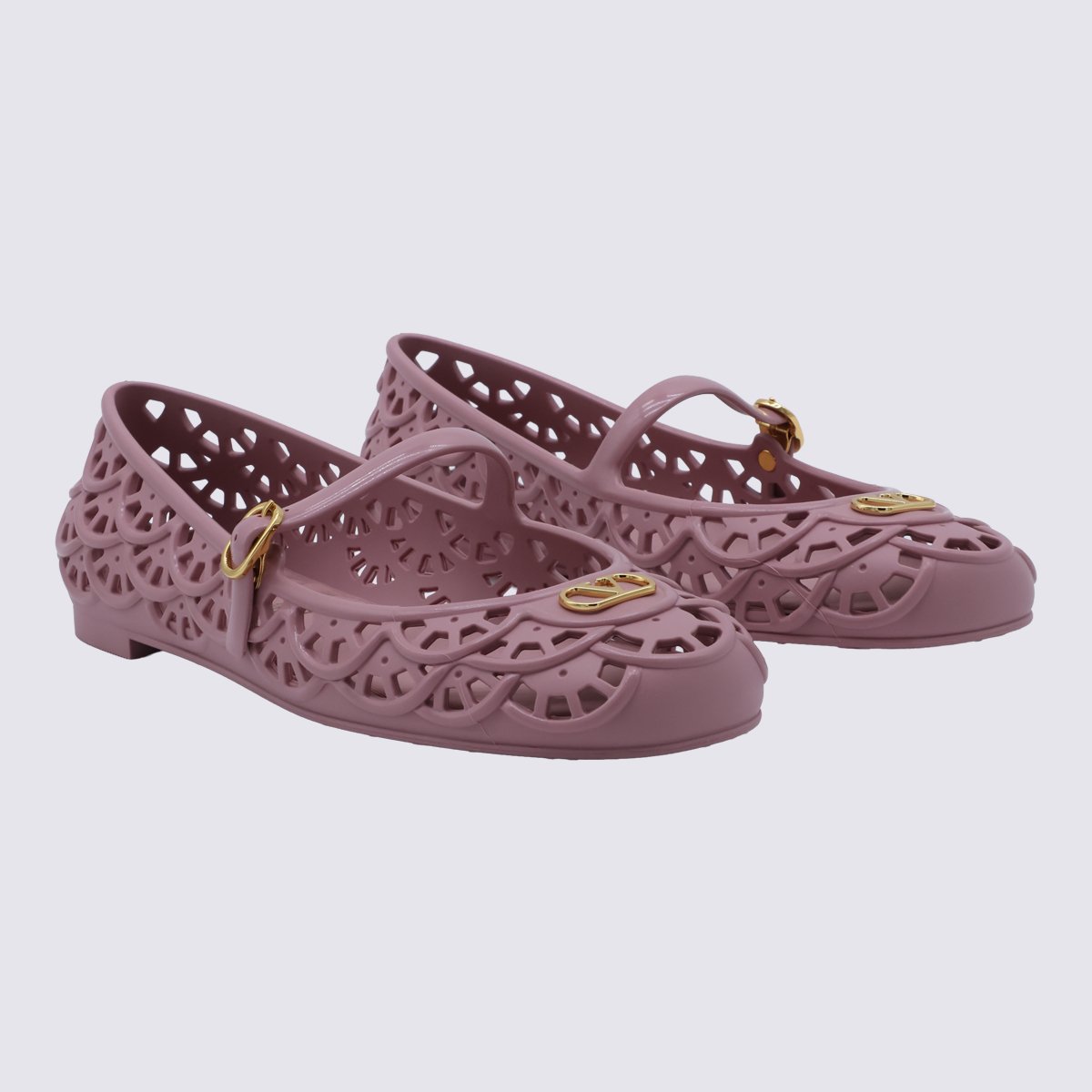 Delicate Cut-Out Flat Shoes with Mary Jane Strap