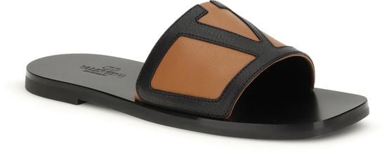 Valentino Garavani Black Calf Leather Bos Taurus Flat Sandals