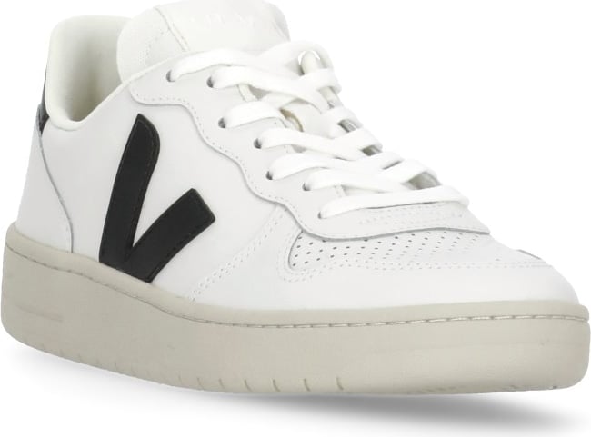 Sneakers White