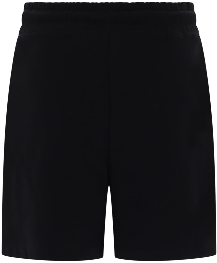 SHORTS CON LOGO