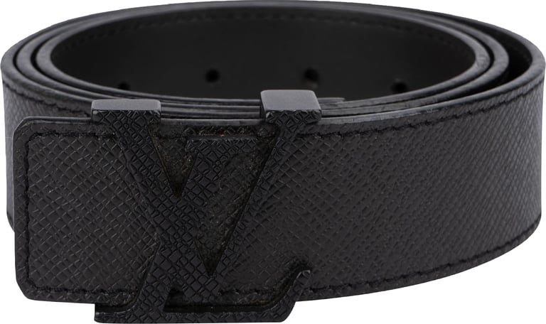 Louis Vuitton Black Taiga Leather LV Initiales Belt (85 / 34) M0001