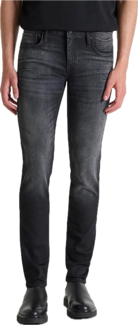Ozzy Tapered Fit Black Washes