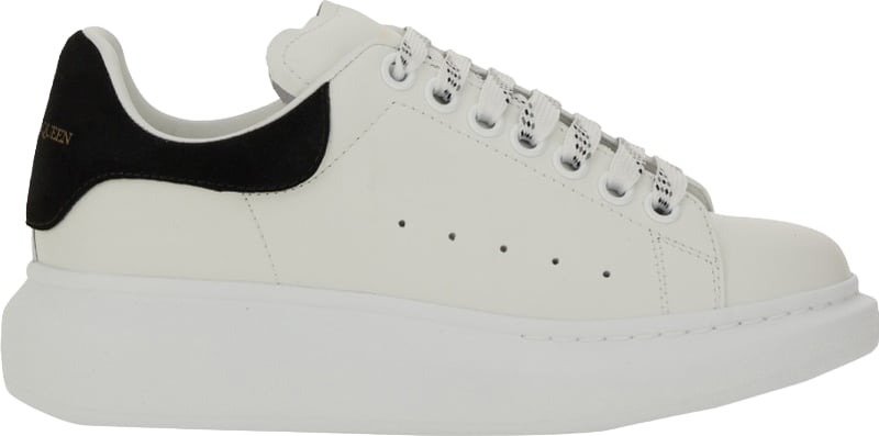 OVERSIZED SNEAKER