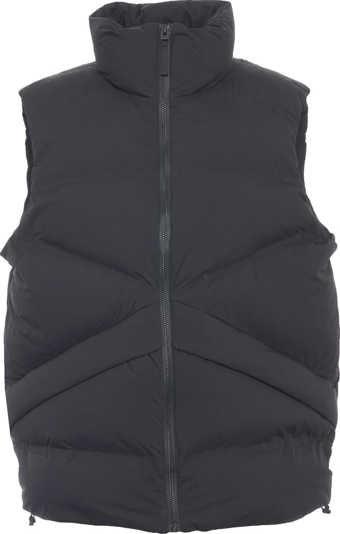 Vest with stand-up collar