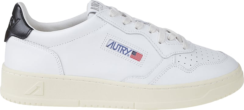 Medalist Low Sneakers White