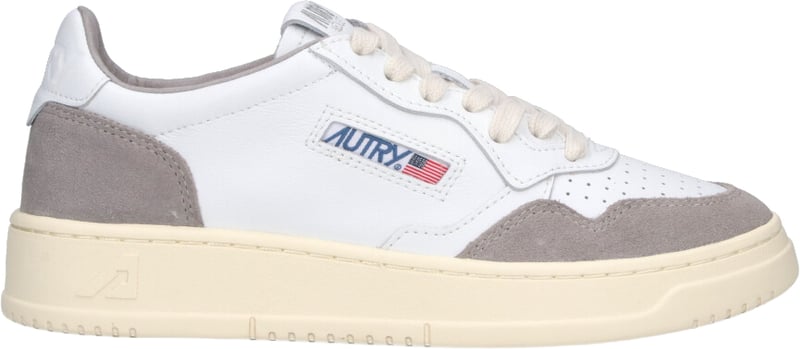 "Medalist" Low Sneakers White