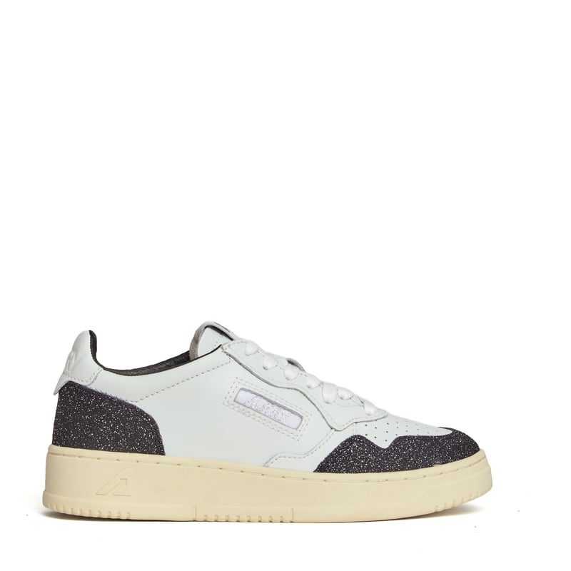 White Off Black Soft Leather Medalist Low Sneakers
