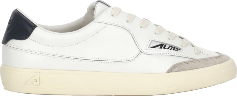 Sneakers White