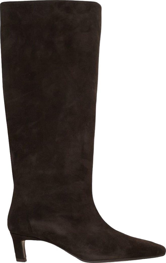 Suede boots