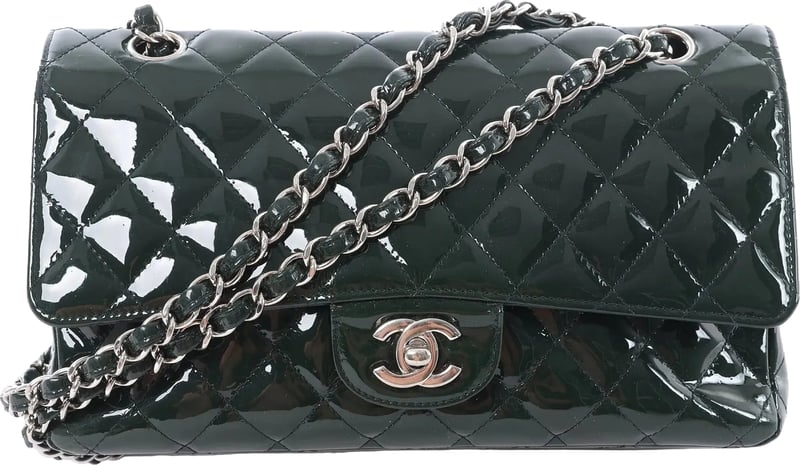 Chanel Classic Matelasse 25 Patent Leather Double Flap Double Chain Shoulder Bag in Green A01112